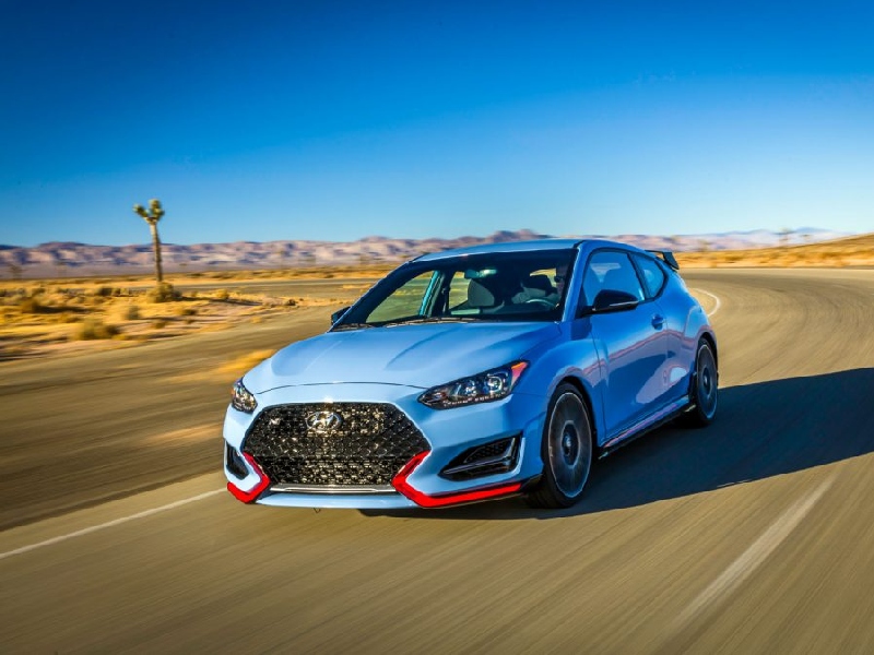 ولوستر (Veloster)