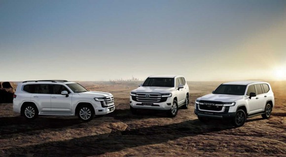 Renting Toyota Landcruiser or Lexus
