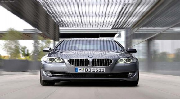 معرفی خودرو BMW528