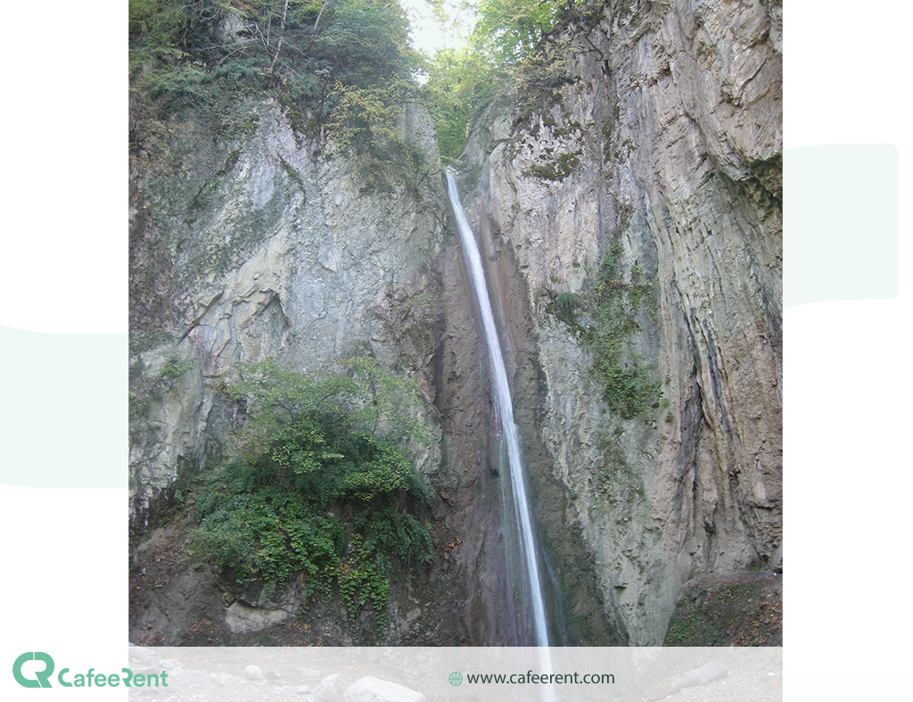 معرفی روستا و آبشار زیارت